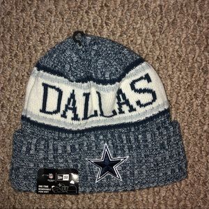 NFL Dallas Cowboys Toboggan// ONE SIZE FITS ALL